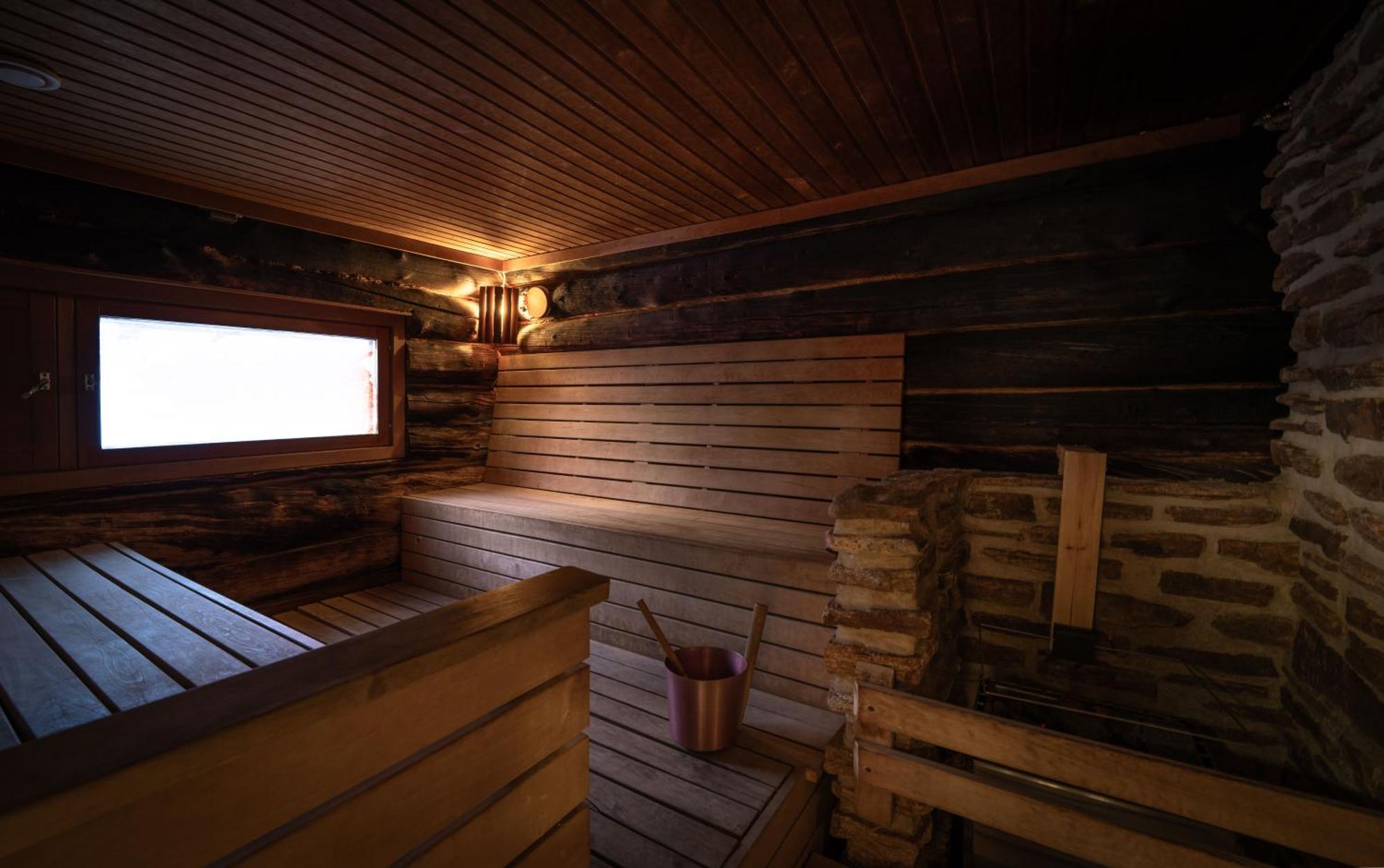 Kuukkeli Hirvas Suite Saariselka Exterior photo