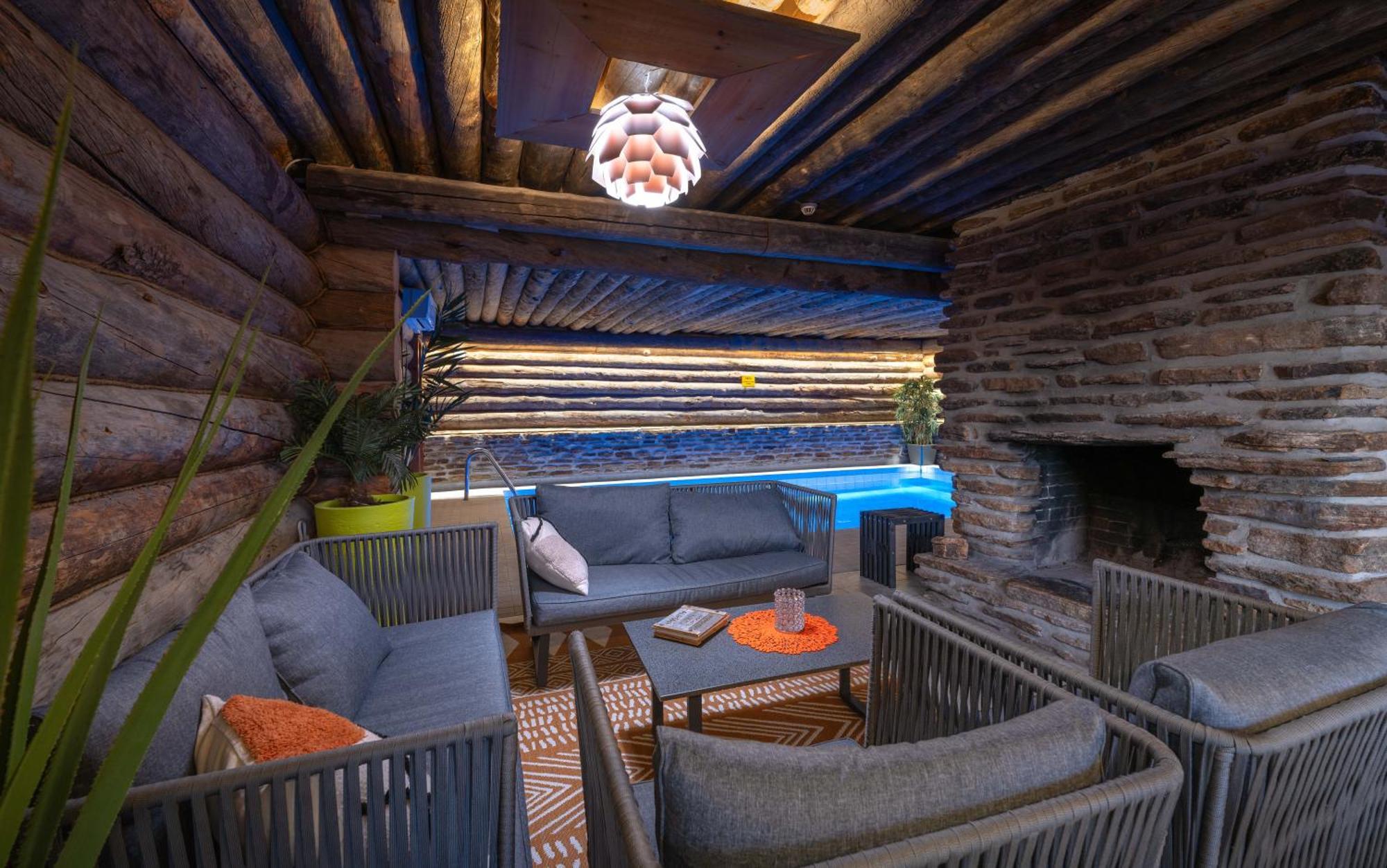 Kuukkeli Hirvas Suite Saariselka Exterior photo